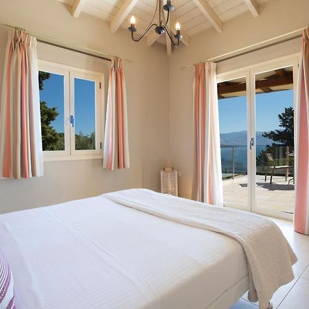 Ionian Luxury Villas Nikiana Exterior photo